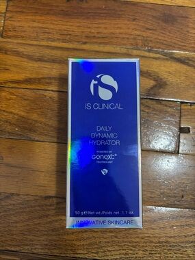 iS Clinical Daily Dynamic Hydrator